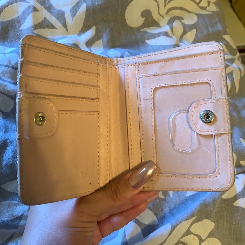 Glitter Wallet - Picture 2 of 4